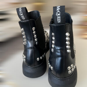 ALEXANDER MCQUEEN